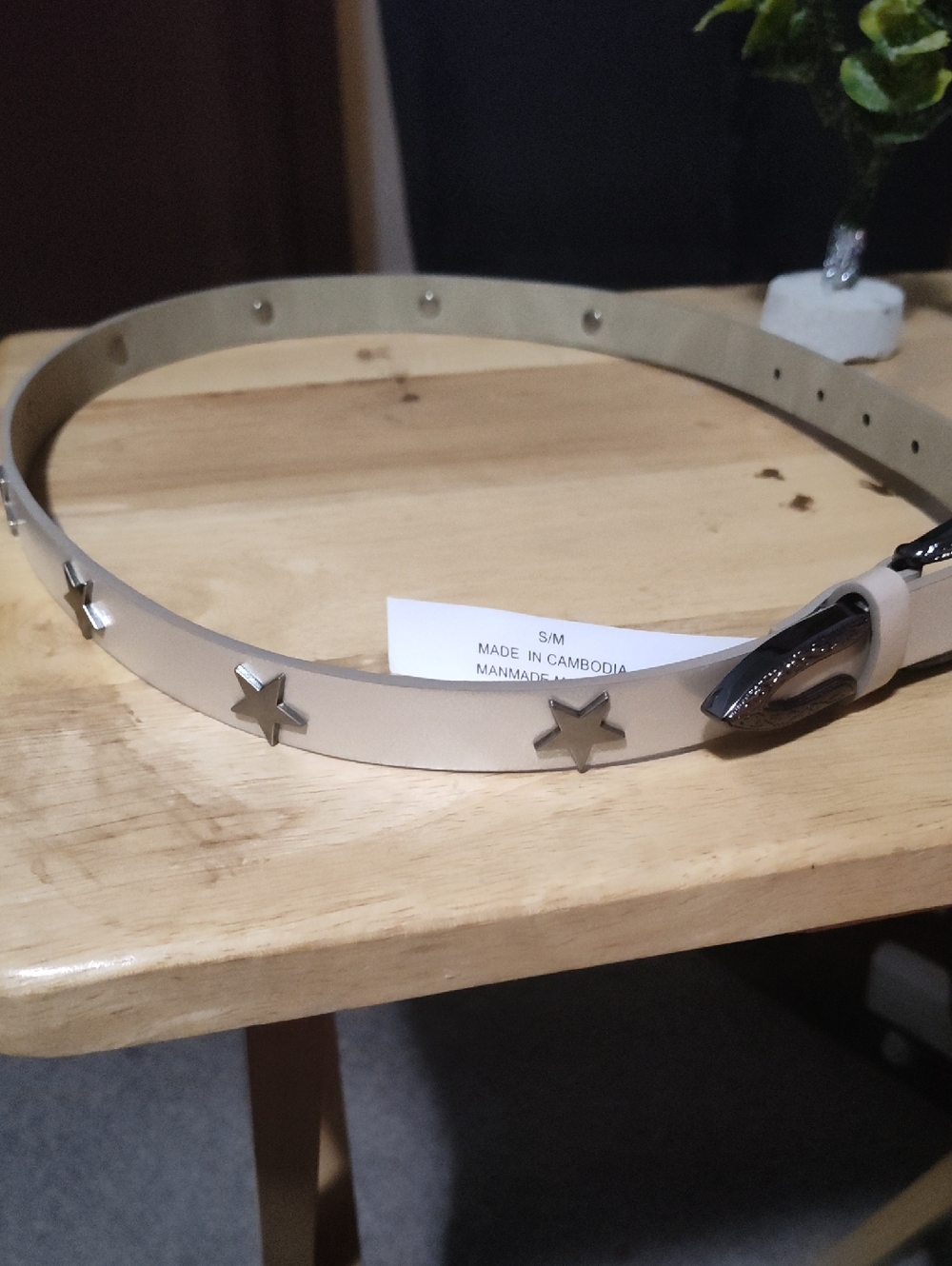 Women Cream Leather Belt with Decorative Buckle